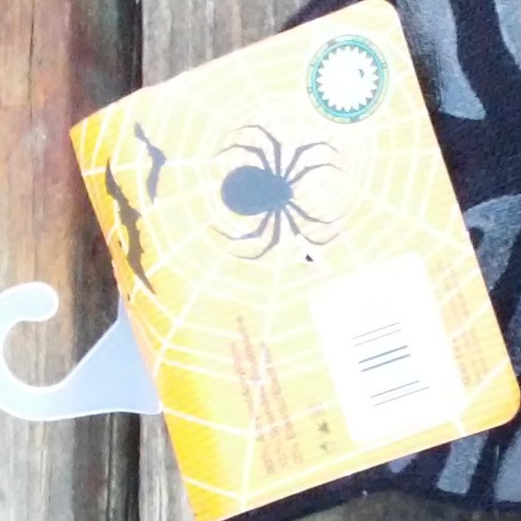 Hat and Gloves Kitty with Glow in the Dark - Picture 7 of 7